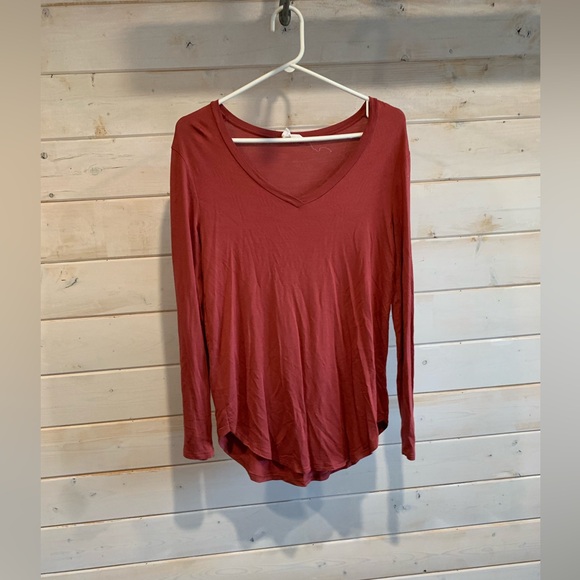 Pepper & Zoe | Raspberry Classic Victoria Top - Picture 2 of 6